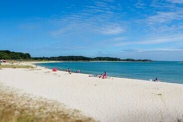 هتل Camping Le Dolmen