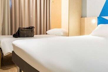 هتل Ibis Budget Tours Sud