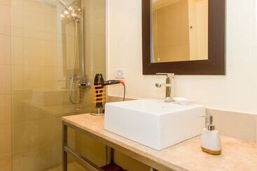 ホテル Rivadavia Apartamentos