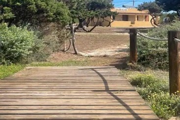 Meridium Apartments & Beach Club