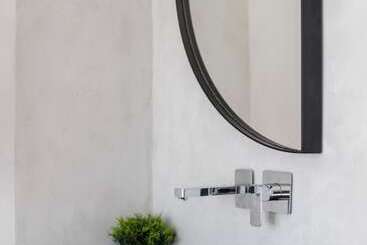 پانسیون Amalthia Luxury Suites