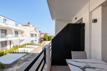 پانسیون Amalthia Luxury Suites