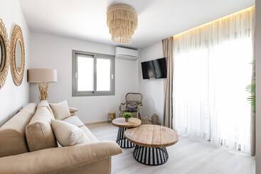 پانسیون Amalthia Luxury Suites