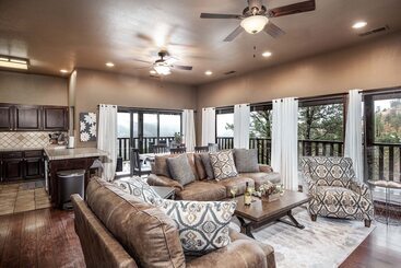 Timberline Hideaway