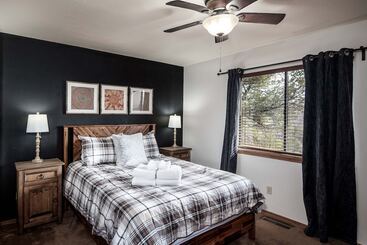 Timberline Hideaway