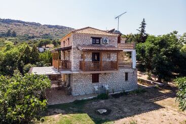 Abeloklima Country House
