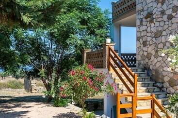 Abeloklima Country House
