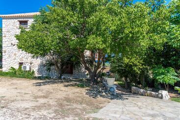 Abeloklima Country House