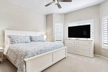 Amazing Home In Great Location W/backyard Oasis!