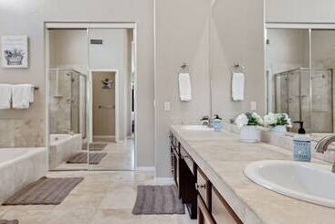 Amazing Home In Great Location W/backyard Oasis!
