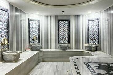 تختخواب و صبحانه Zeynep Ruya Hatun Otel