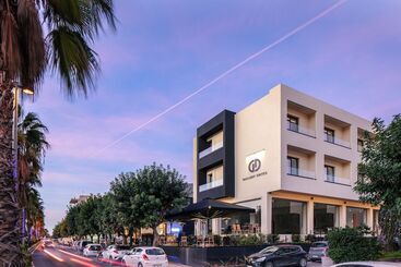 هتل Gd Gallery Suites