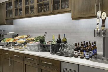 هتل Homewood Suites By Hilton Greenville, Nc