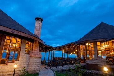 هتل Lake Nakuru Sopa Lodge
