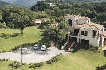 هتل Rincon Del Cerro