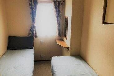 هتل The Chase Holiday Park