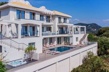 Livinghome Suites