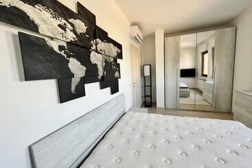 Modern Renovated Apartment In Olbia With