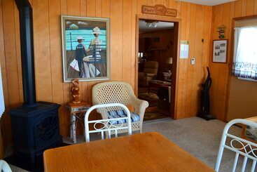 Nitschke S Northern Resort   Cabin #7