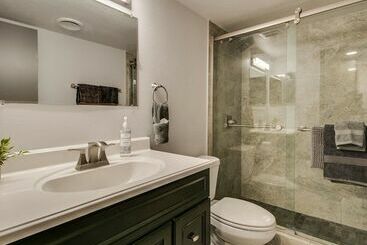 Old Town Scottsdale 2 Bdrm Gem!