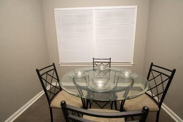 اقامتگاه Home Sweet Home Bungalow