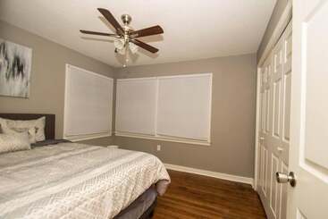 اقامتگاه Home Sweet Home Bungalow