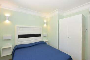 Carpediem. Apartment With 59 Steps Gradini. In The Center Of Amalfi At 650 Mt From The Sea With Paym