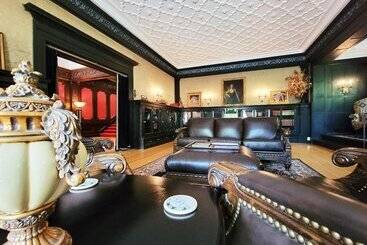 هتل Cotton Mansion