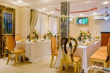 هتل Hôtel La Principauté Douala Bonapriso