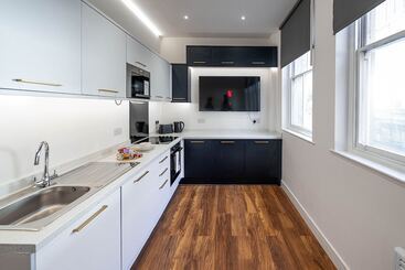هتل Manhattan Luxury Suites