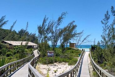 هتل Pantai Karah Pousada