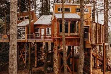 هتل Treehouse Over The Water   Eagle S Nest
