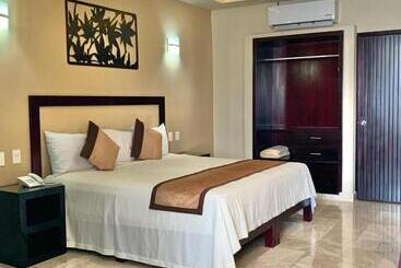 هتل Yorio Inn