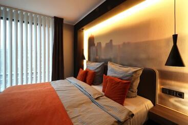 Juststay Mülheim Hotel & Apartments