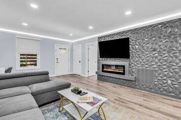 Luxury 3br House In Charlotte