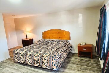 Manor Motel By Oyo Near Oak Brook/chicago Westchester