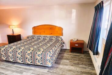 Manor Motel By Oyo Near Oak Brook/chicago Westchester