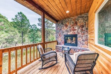 The Lone Star Lodge