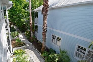 Bahamian Reed By Avantstay Walk To Everything! W/ Community Pool Week Long Stays Only
