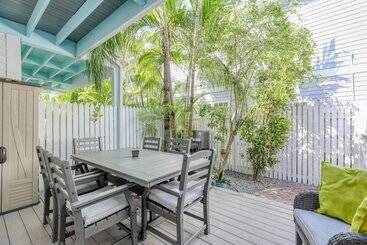 Bahamian Reed By Avantstay Walk To Everything! W/ Community Pool Week Long Stays Only