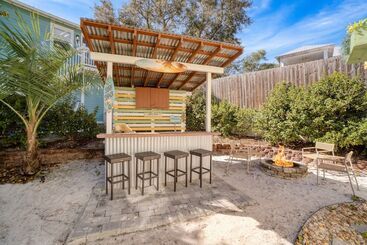 Halo By Avantstay Walk To Beach + Private Pool
