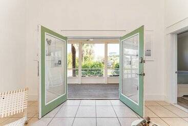 Halo By Avantstay Walk To Beach + Private Pool
