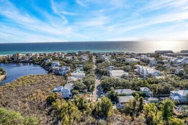 Halo By Avantstay Walk To Beach + Private Pool