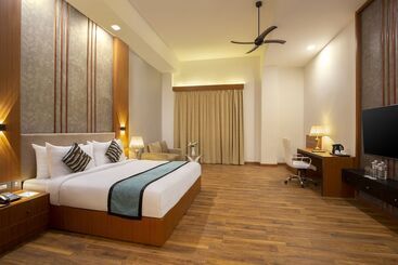 هتل Himal Resort