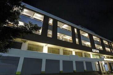 Itsy Hotels Oasis Pride