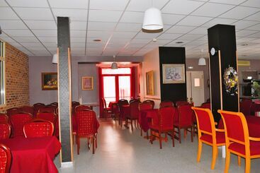 هتل Les Remparts