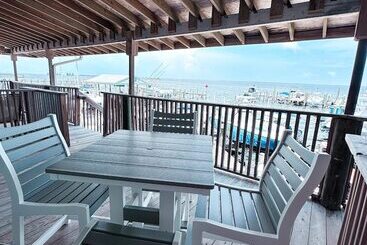 فندق Sebastian Saltwater Lodge
