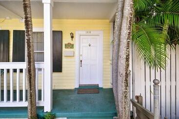 Key Lime Pie By Avantstay Ideal Location W/ Splash Pool & Out Door Dining Month Long Stays Only