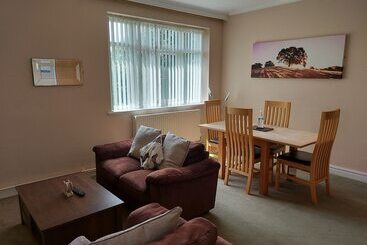 پانسیون Cripps Hall Guest Annexe