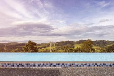 Pidoma Resort
